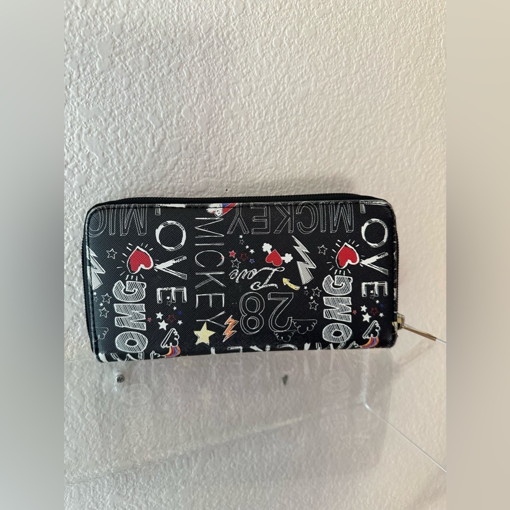 Mickey Mouse Wallet - Picture 2 of 3